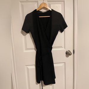 Zara Black Fine Knit Short Sleeve Wrap Dress women's medium